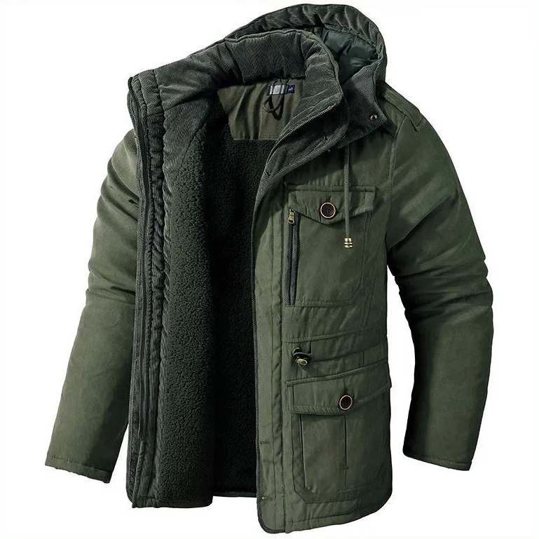 Functionele outdoorjas met meerdere zakken.