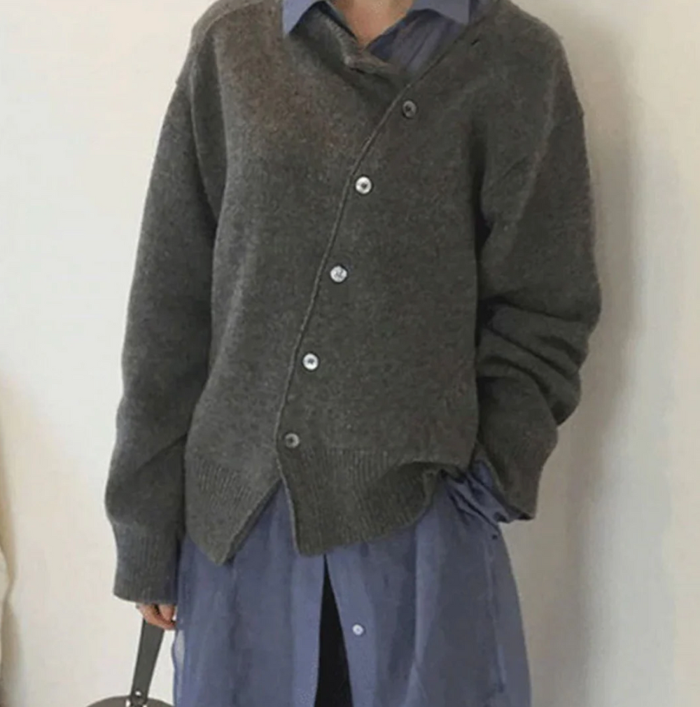 Mila - Stilvolle gestrickte Strickjacke für Damen