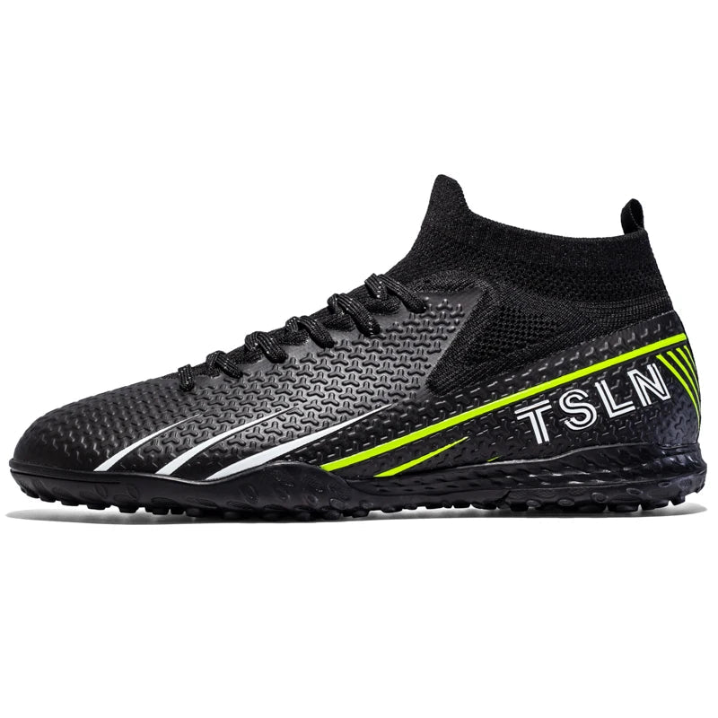 Maik | Non-slip football shoes