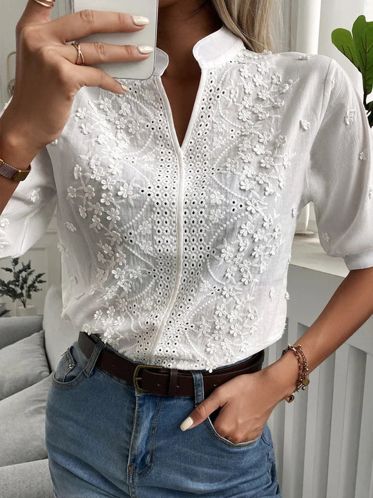 Mandy | Elegant blouse with V-neck