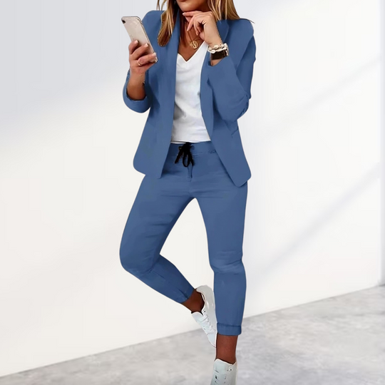 Marie | Elegant set of blazer and trousers