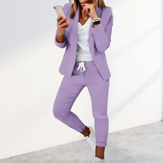 Marie | Elegant set of blazer and trousers