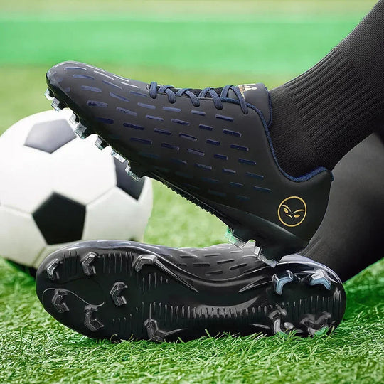 Martin | Low Unisex Football Shoes