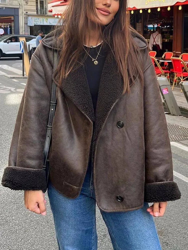 Martina | Experience timeless elegance with this fleece jacket