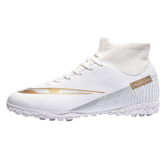 Mathias | Football shoes with spikes