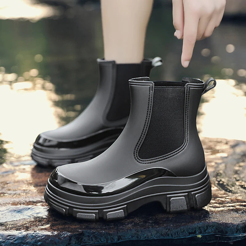 Molly | Waterproof short Chelsea boots