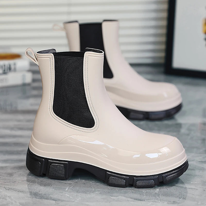 Molly | Waterproof short Chelsea boots