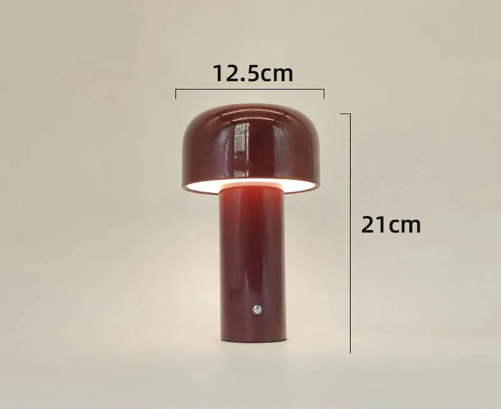 Functionele en esthetische lamp, ideaal als nachtlampje of accentverlichting.
