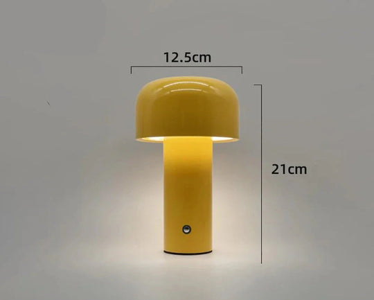 Hoogwaardige lamp met een strak ontwerp, ontworpen om elke kamer te verlichten.
