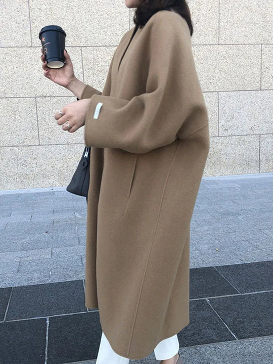 Nadine | Elegante lungo cappotto di lana