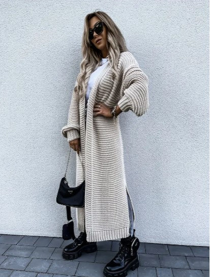 Nicole | Versatile cardigan with long sleeves