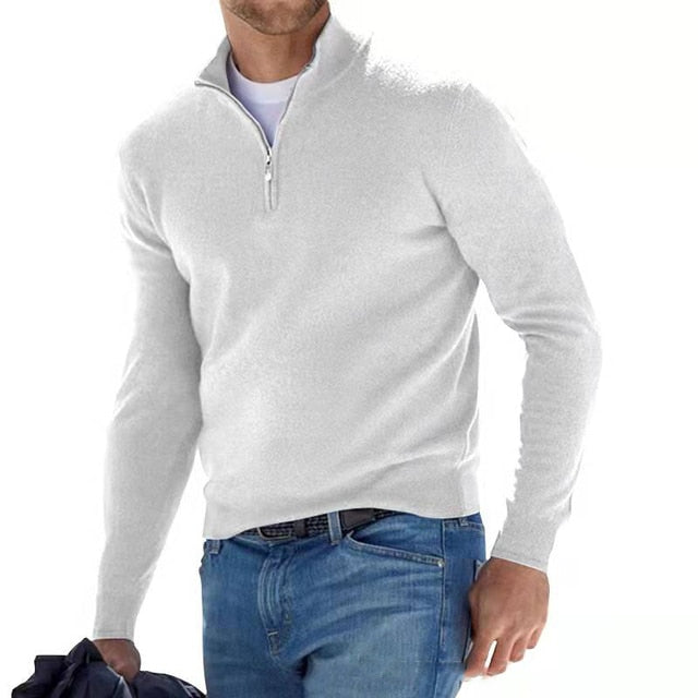 Trui met een halve rits, ideaal voor gelaagde outfits.