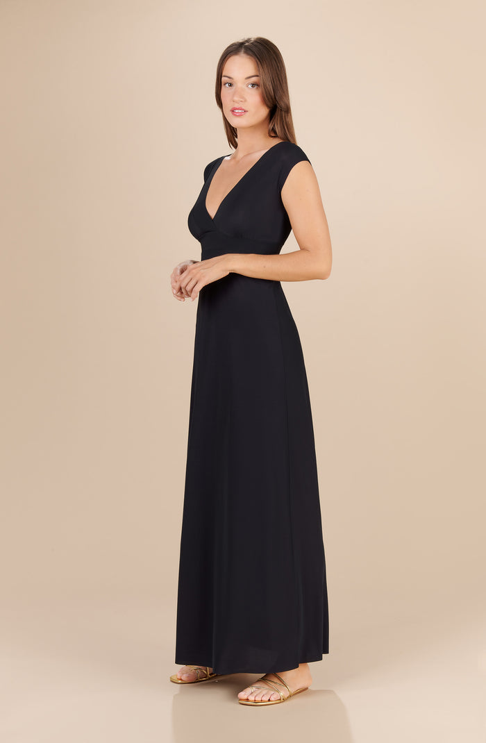 Paula | Abito a maniche lunghe con una scollatura elegante