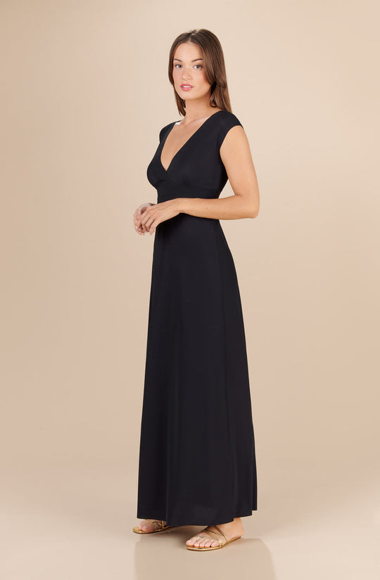 Paula | Abito a maniche lunghe con una scollatura elegante
