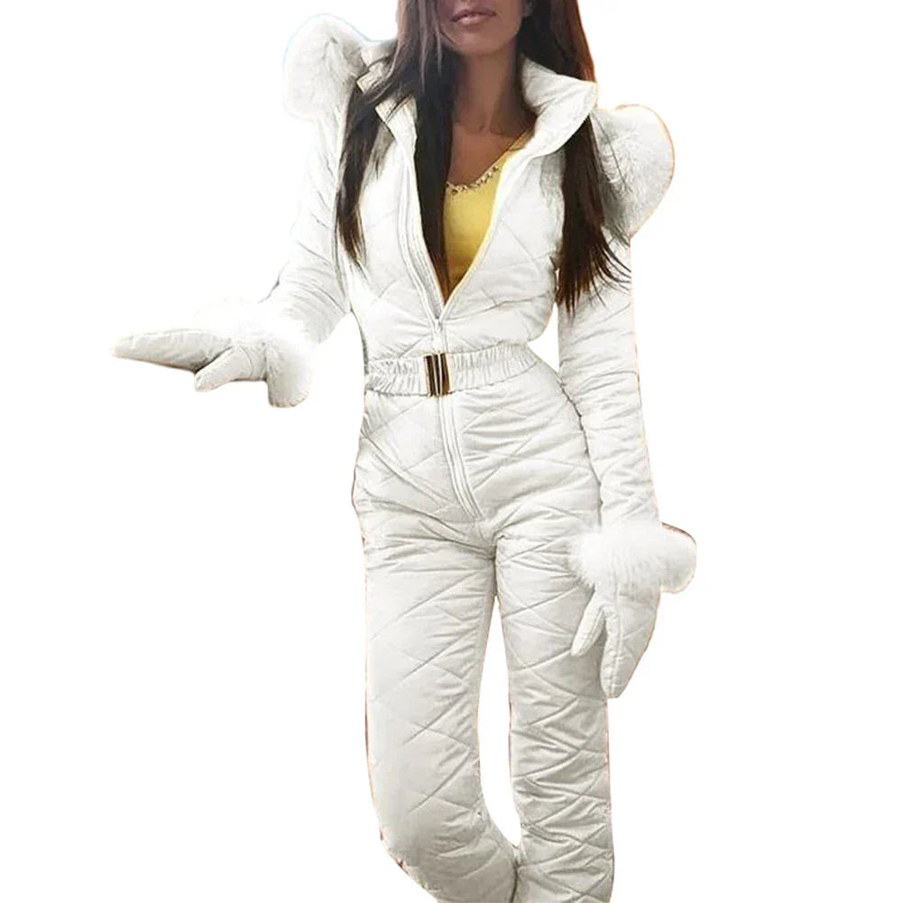 Ski-outfit met moderne details en ultieme isolatie.