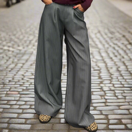 Düsseldorf | Pantaloni stampati oversize da donna | Khaki