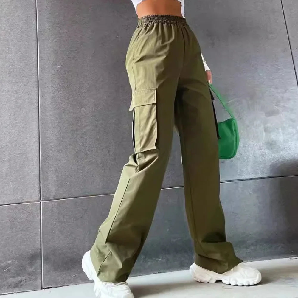 Dresda | Pantaloni Cargo Oversize da Donna | Verde Militare