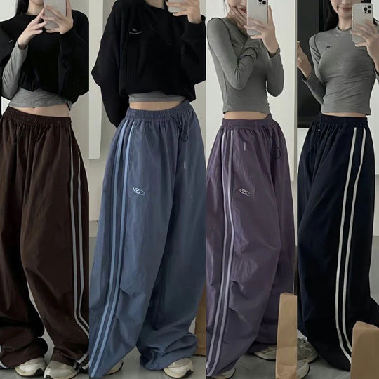 Lotte – Weite Damenhose mit sportlichen Streifen