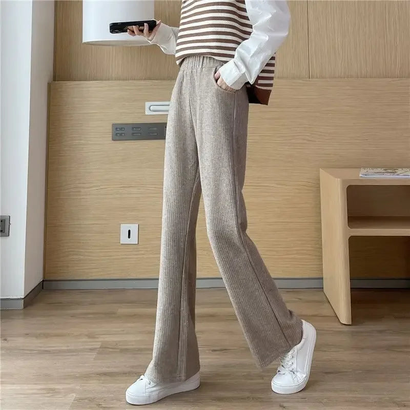 Heidelberg | Pantaloni a zampa oversize da donna | Nero