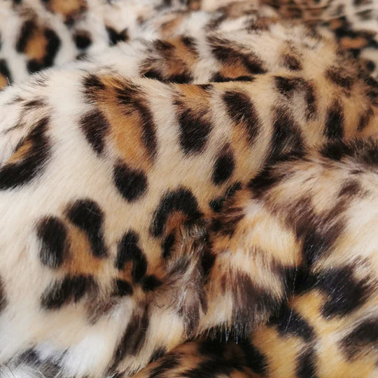 Savanna | Golden leopard print faux fur blanket | Gold