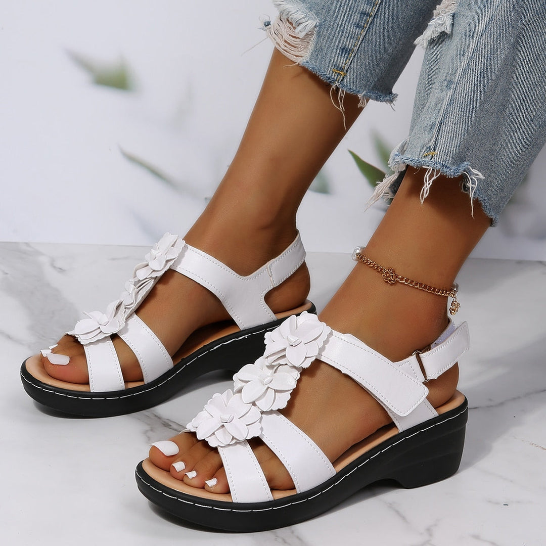 Lotte - Elegant sandals for women