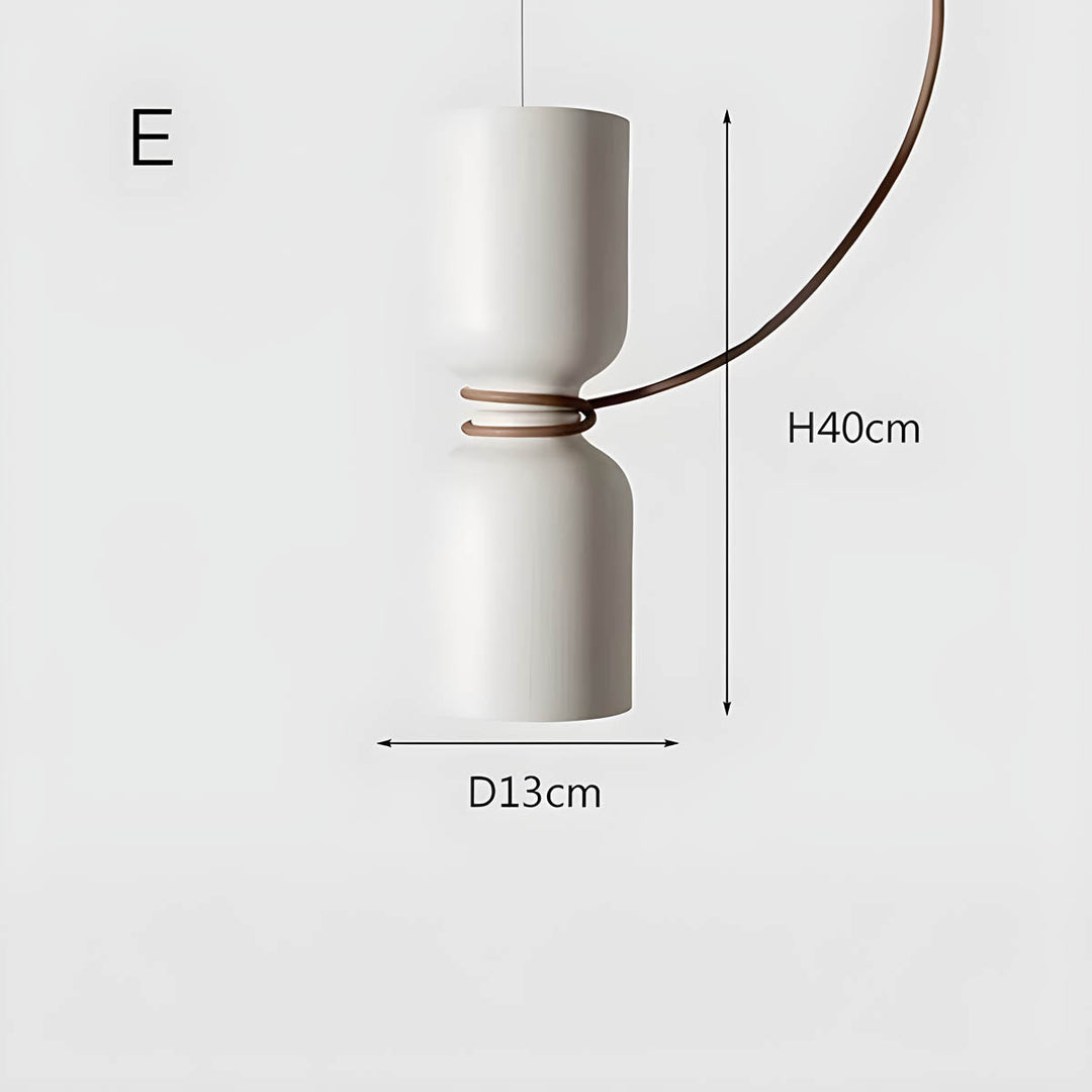Orlee hanglamp met een geometrisch ontwerp, brengt een artistieke uitstraling in je interieur.
