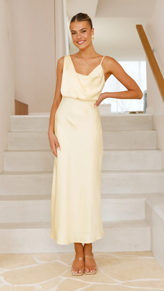 Sabine | Elegante con cinture e schienale incrociato Rob