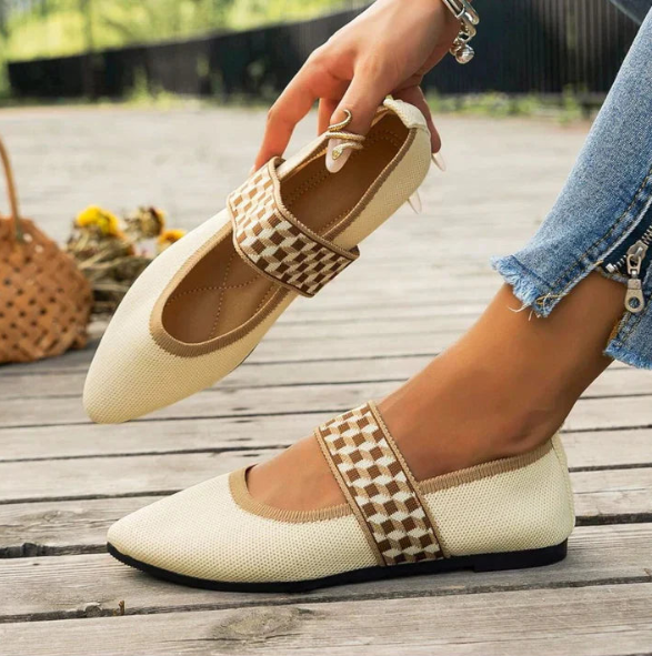 Sara | Elegant flat dirndl shoes