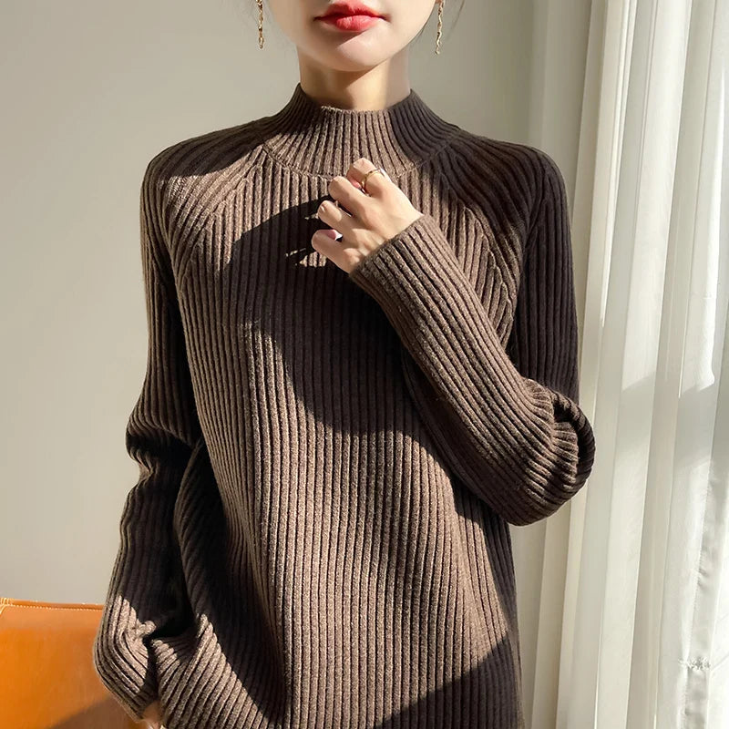 Rania | Women's Oversized Turtleneck Sweater with Long Sleeves | Red