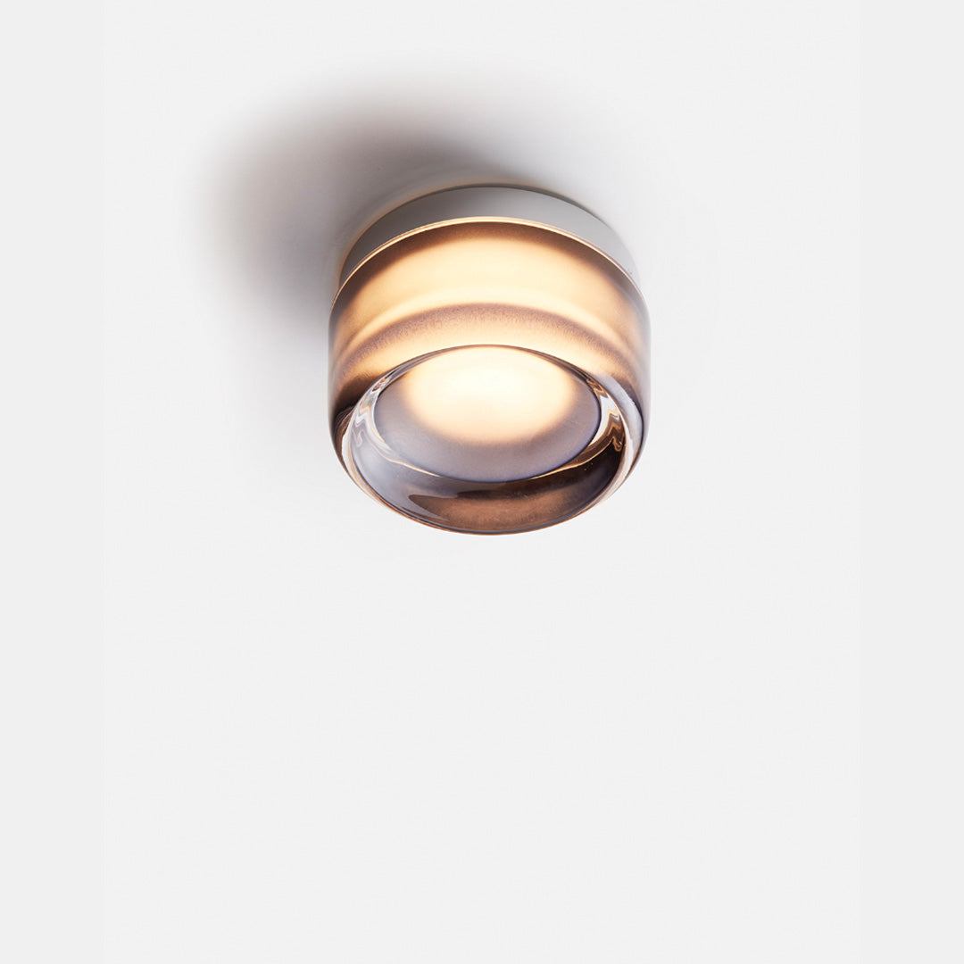 Sven Innovatieve decoratieve lamp voor een subtiele en elegante verlichting.





