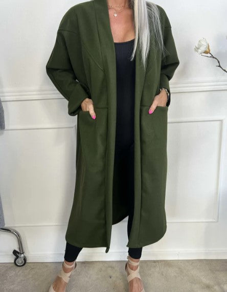 Elegante lange jas voor een trendy en verfijnde uitstraling.