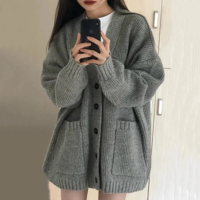 Elena | Maglione Cardigan Oversize da Donna con Scollo a V | Bianco
