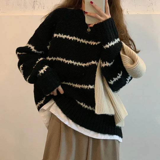 Elora | Women's Oversized Knitted Sweater | White