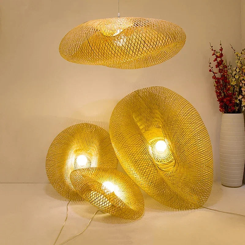 Liora | Lampada a sospensione in bambù fatta a mano | Giallo