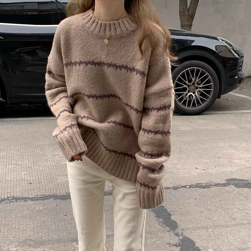 Elora | Women's Oversized Knitted Sweater | White