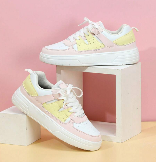 Zoey - Trendy Sneakers For Women With Stylish Combinations