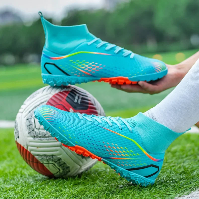 Thomas | Rutschfeste Outdoor-Fußballschuhe