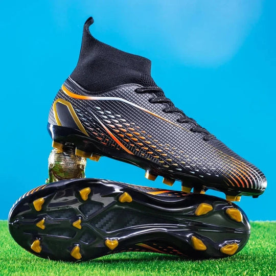 Thomas | Rutschfeste Outdoor-Fußballschuhe