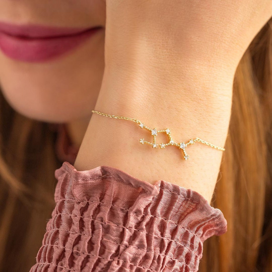 Mooi enkelbandje, perfect als betekenisvol cadeau of als stijlvolle accessoire.
