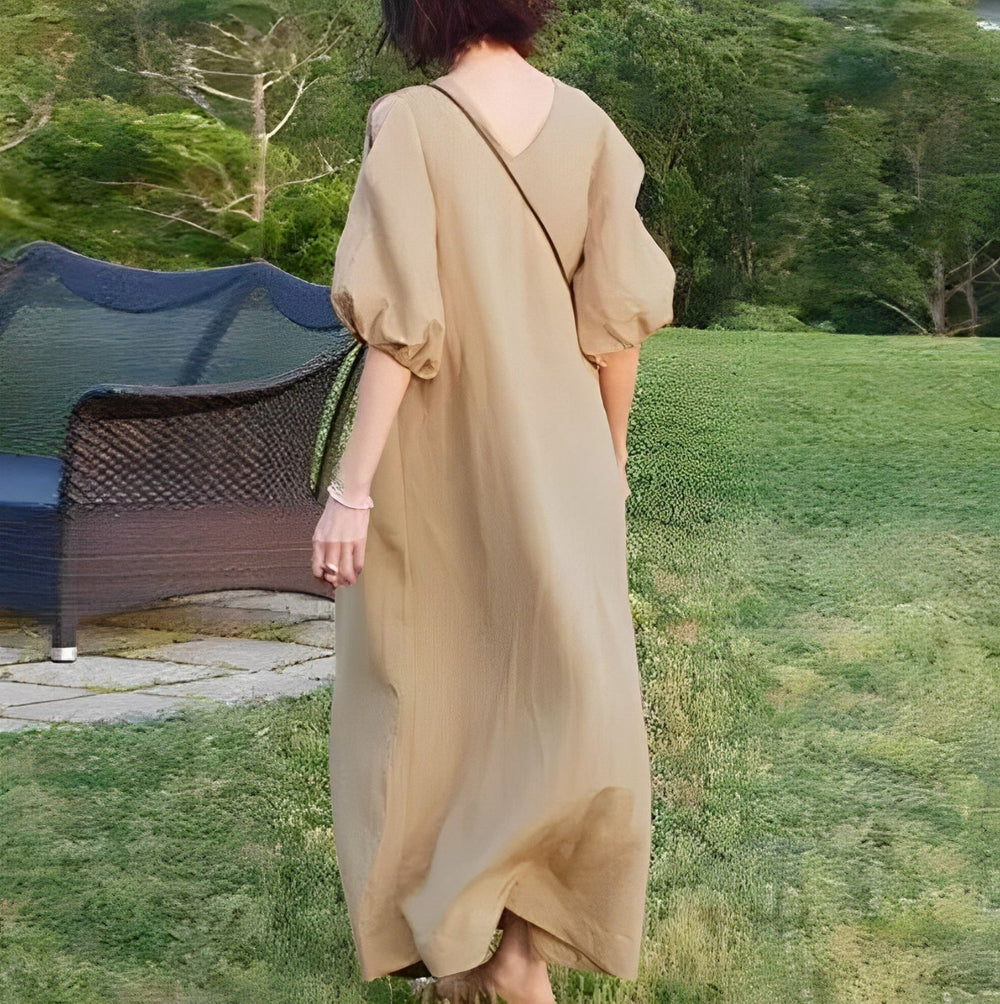 Becca - Maxikleid mit elegantem Rücken und weiten Ärmeln