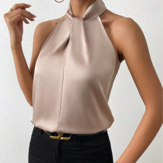 Vanna | Silk top with button neck