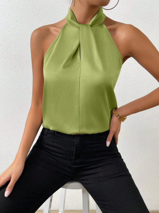 Vanna | Silk top with button neck