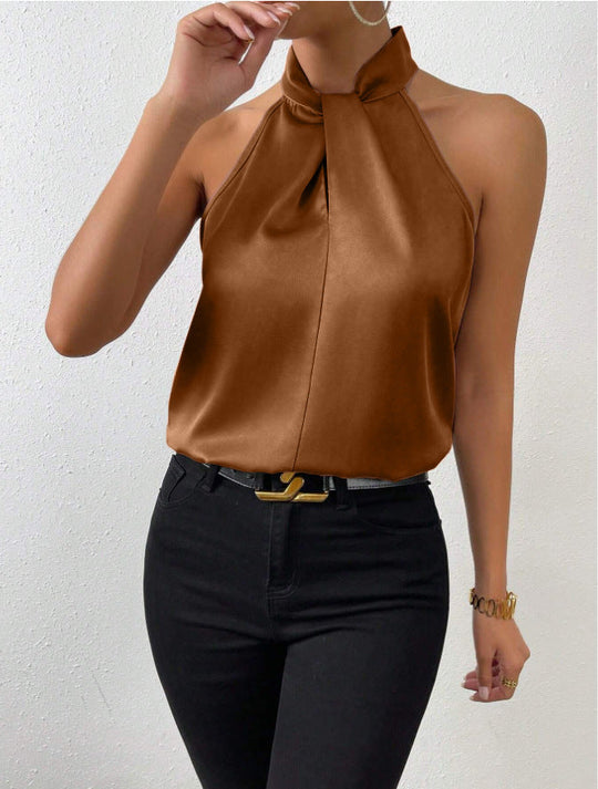Vanna | Silk top with button neck