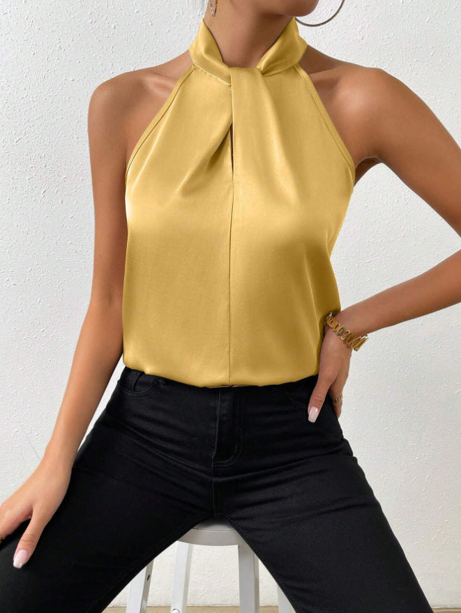 Vanna | Silk top with button neck