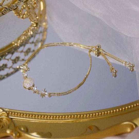 Armband met delicate details en een tijdloze en elegante stijl.