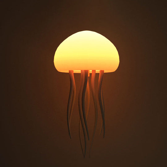 Lumia | Jellyfish lamp with dynamic color options | Yellow