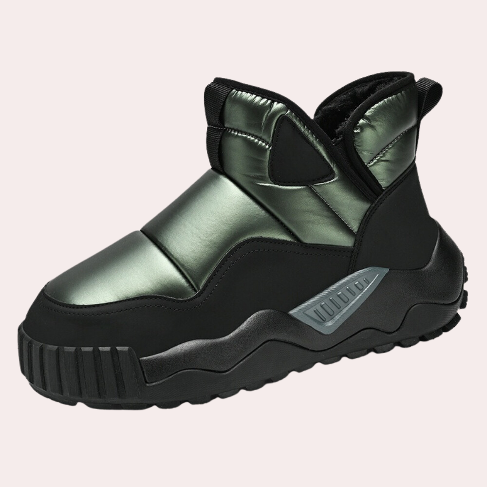 Warme voering in een futuristisch ontworpen winterlaars.