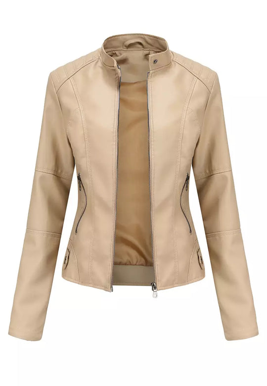 Dames leren bikerjack in een kort model, ideaal voor een stoere en stijlvolle uitstraling.