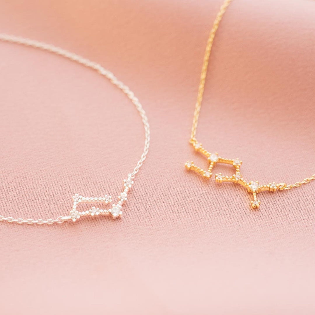 Stijlvol en elegant enkelbandje, ideaal om elke outfit compleet te maken.
