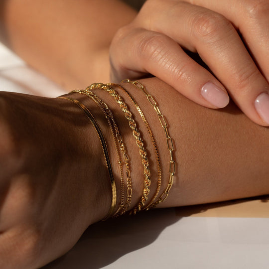 Nina dames tijdloze gelaagde sieraden set met een verfijnd en elegant ontwerp voor elke gelegenheid